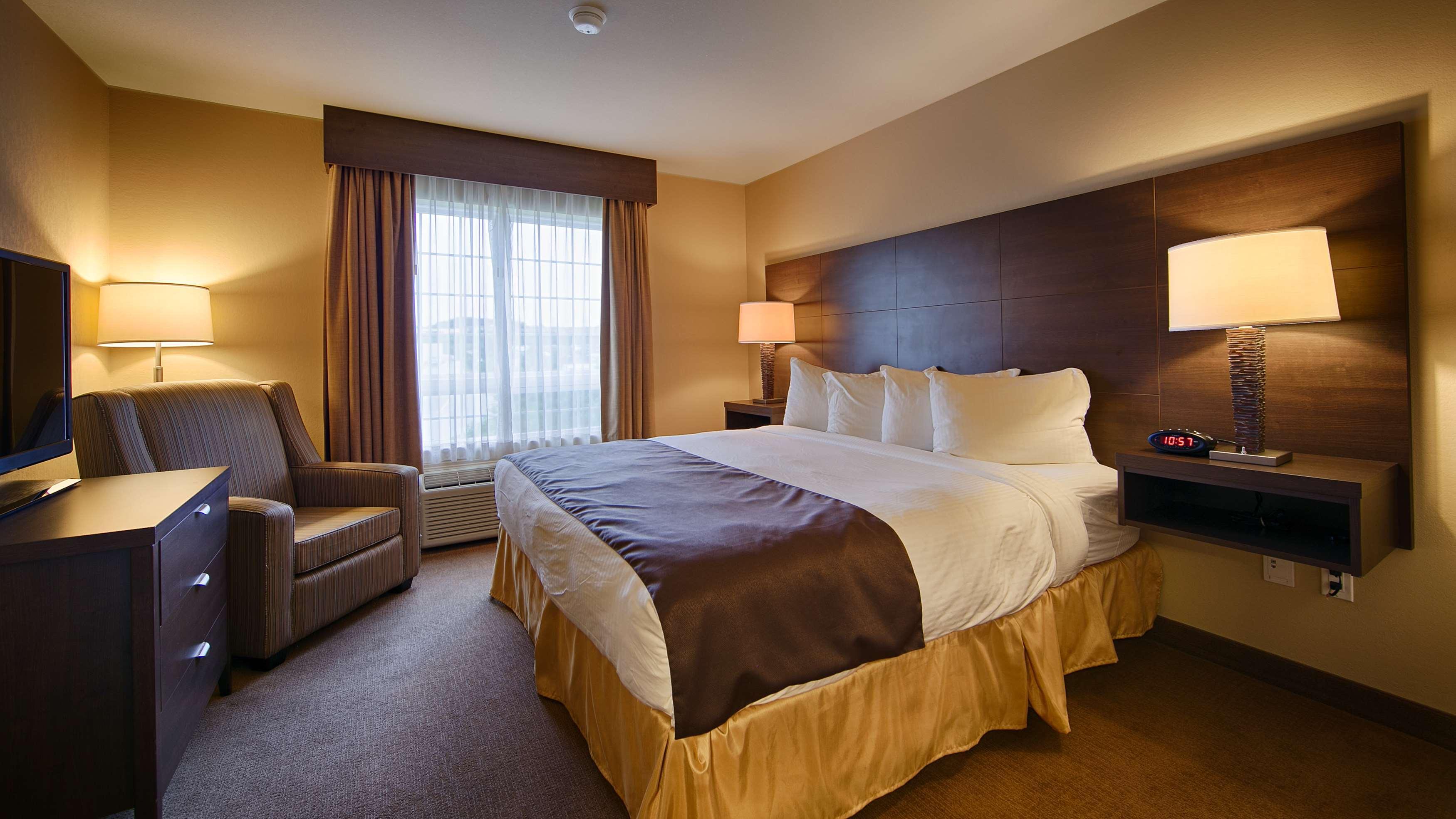 Best Western Plus Saint John Hotel & Suites Екстериор снимка