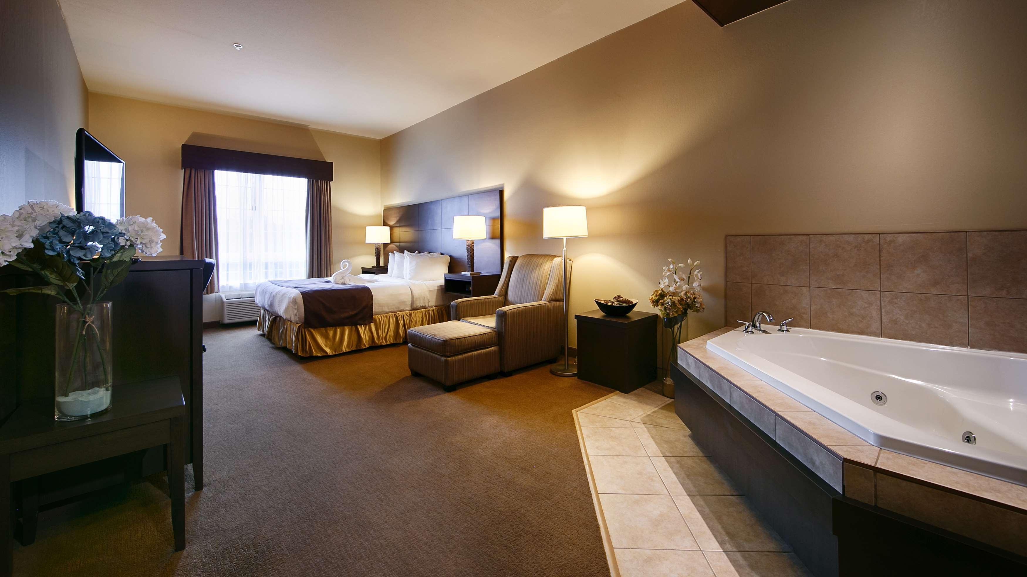 Best Western Plus Saint John Hotel & Suites Екстериор снимка