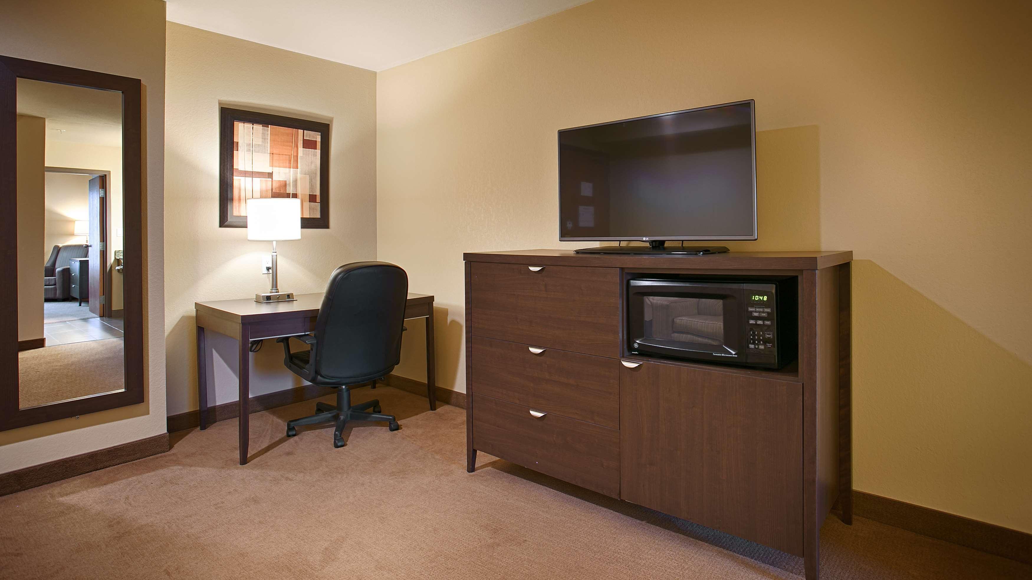 Best Western Plus Saint John Hotel & Suites Екстериор снимка