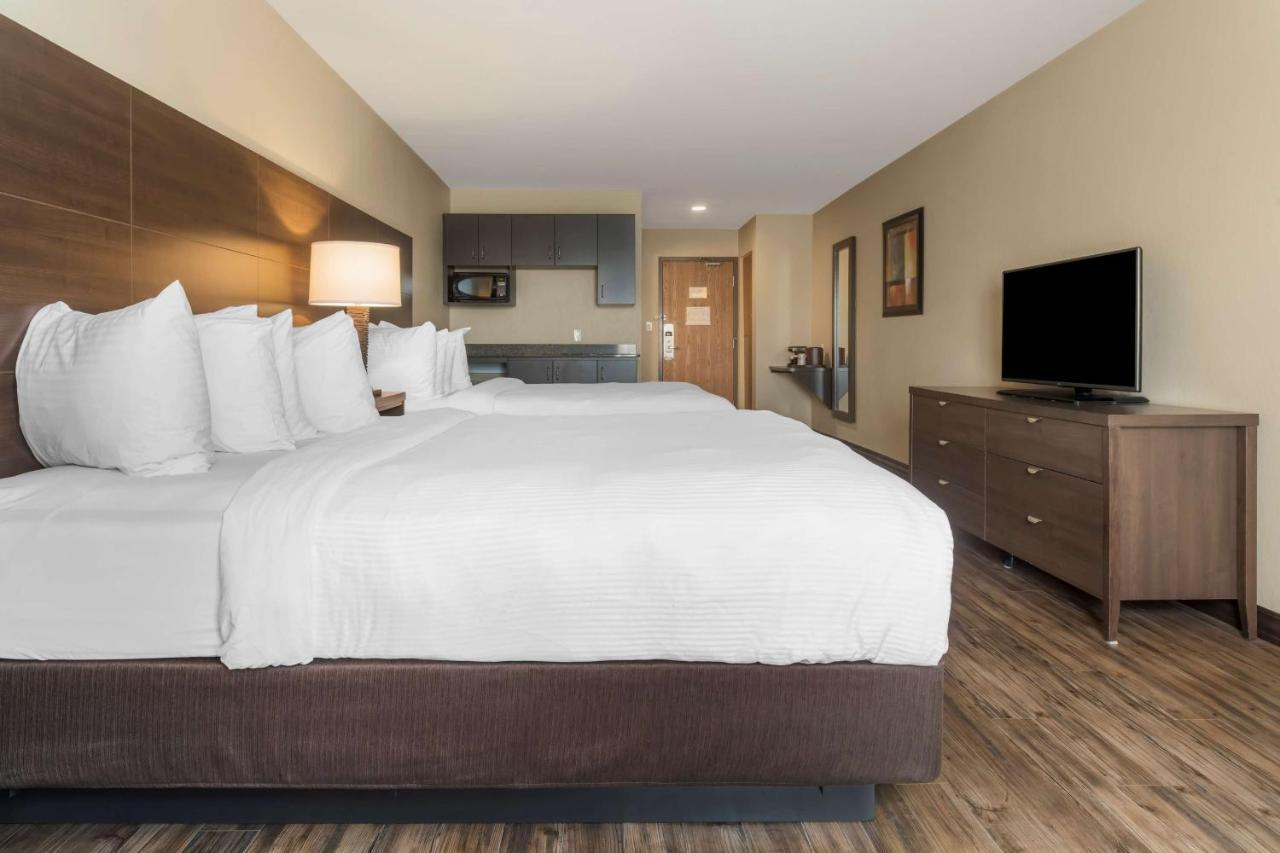 Best Western Plus Saint John Hotel & Suites Екстериор снимка