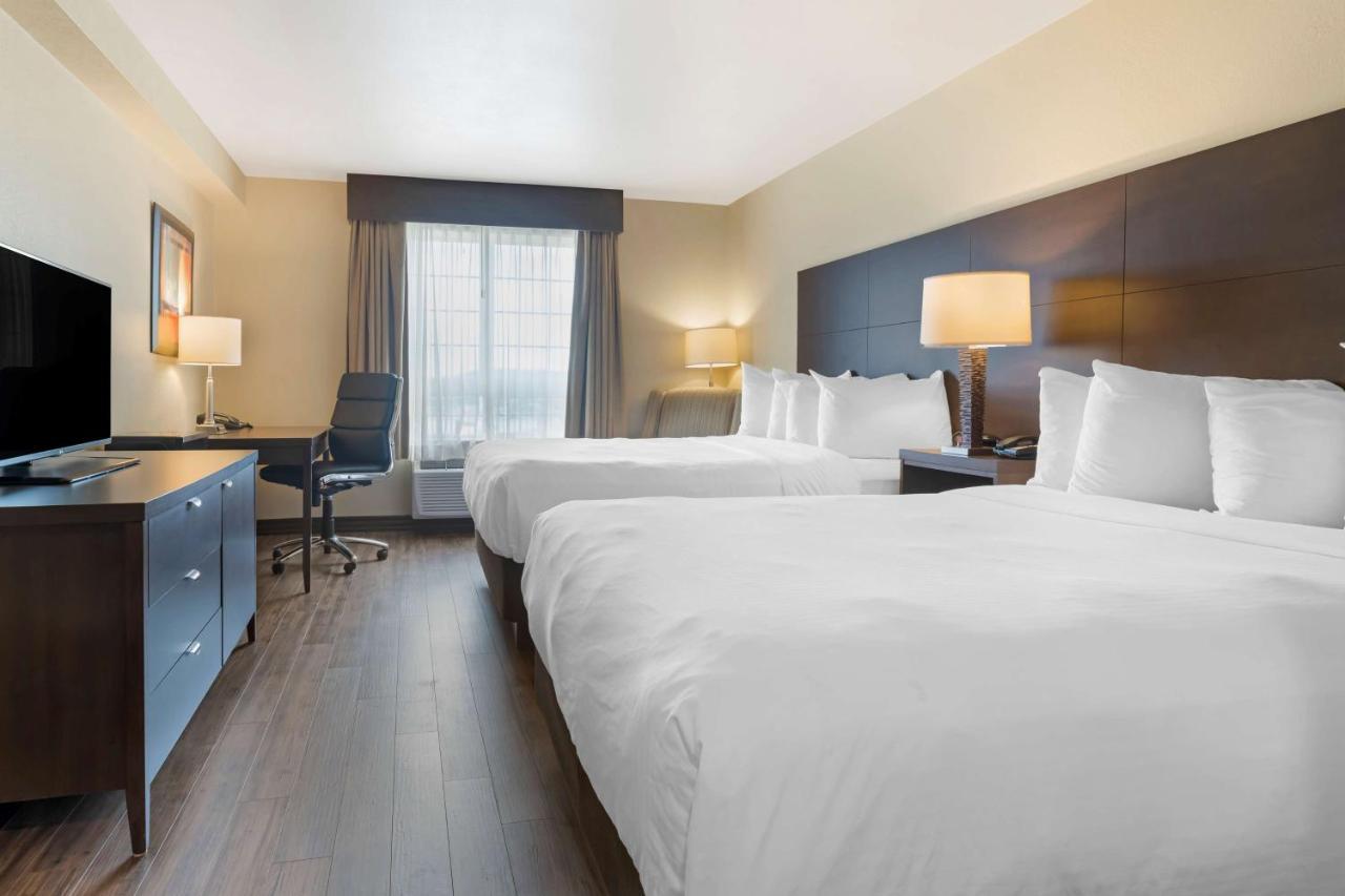 Best Western Plus Saint John Hotel & Suites Екстериор снимка