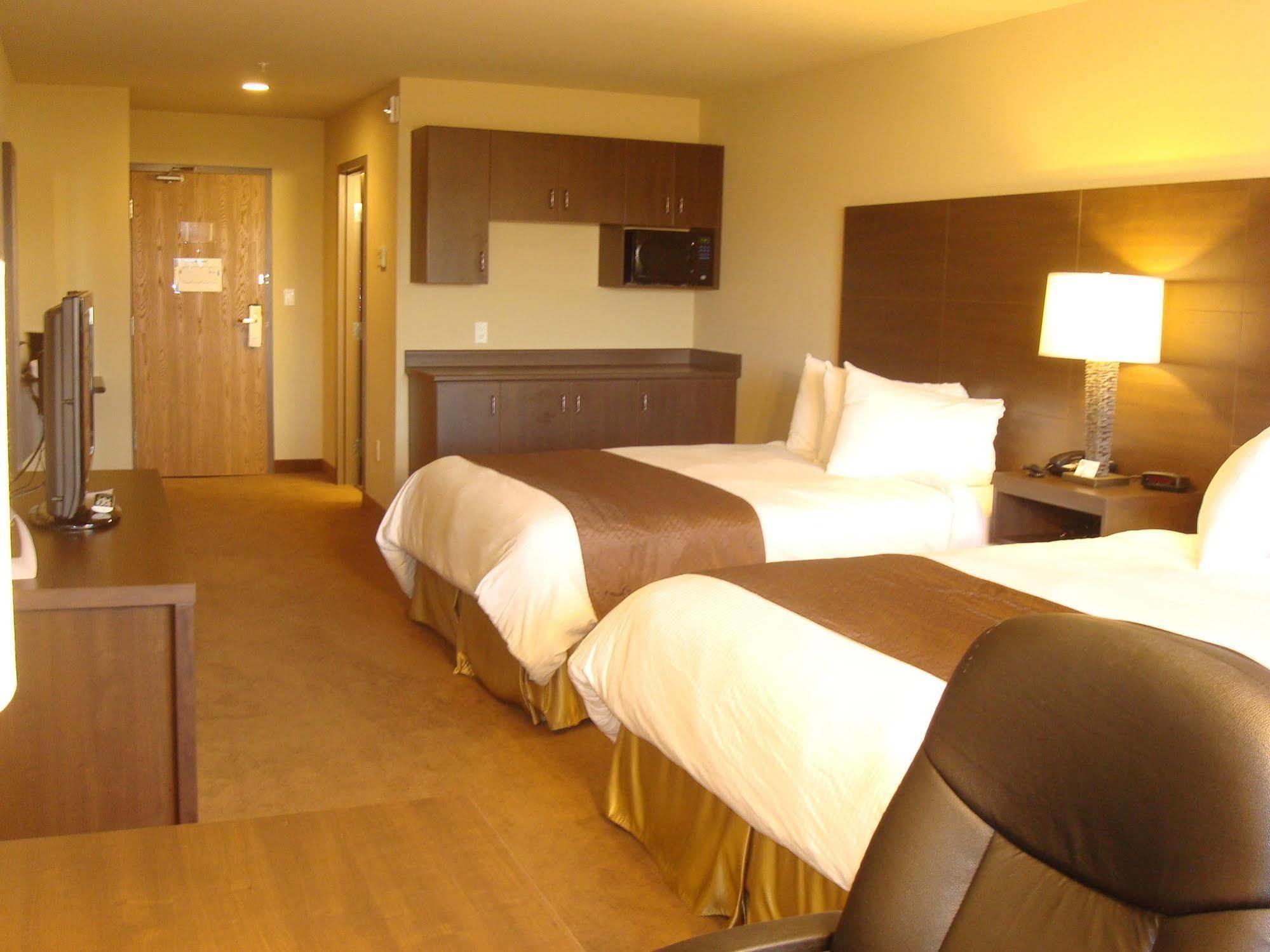 Best Western Plus Saint John Hotel & Suites Екстериор снимка